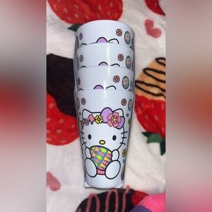 NEW Hello Kitty EASTER CUPS